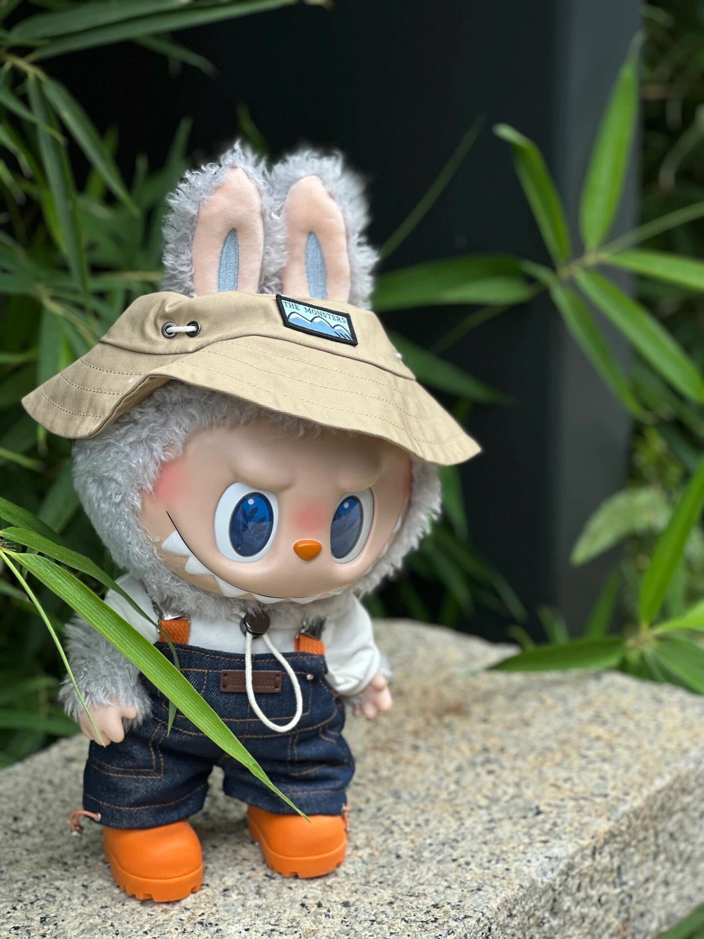 Labubu Fall in wild plush doll with key chain (preorder in 3 days)
