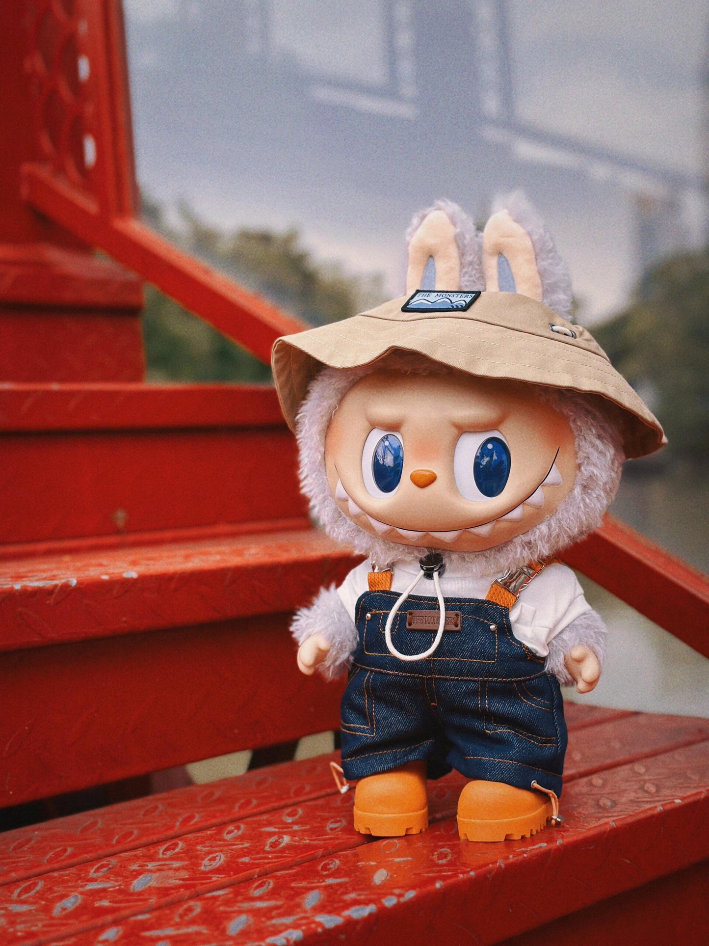 Labubu Fall in wild plush doll with key chain (preorder in 3 days)
